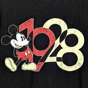 Disney Mickey Mouse 1928 Black T-Shirt Men’s Medium Classic Graphic Cotton Tee